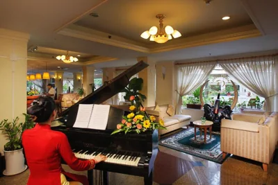 First Hotel – 照片 3