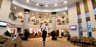 First Hotel – 照片 16